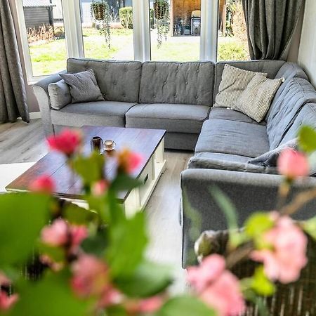 4-Pers. Chalet Met Eigen Parkeerplaats In Veluwe Villa Putten Bagian luar foto